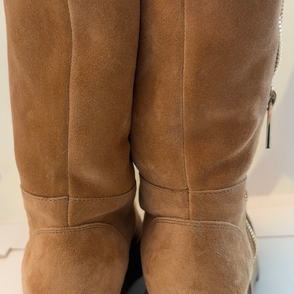 JIMMY CHOO Bayu lamb shearling Lug Boot - Picture 6 of 15